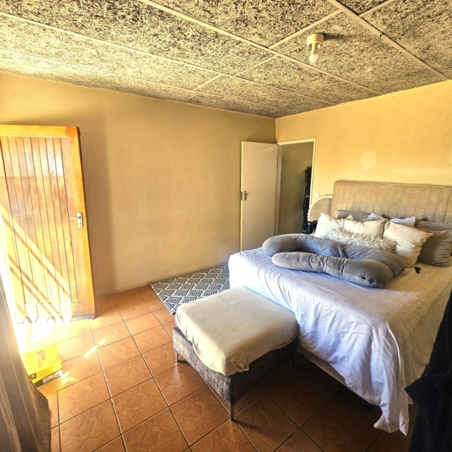 To Let 1 Bedroom Property for Rent in Modderfontein AH North West